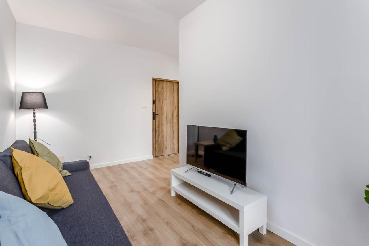 Ferienwohnung Enjoy! Marywilska Warschau Exterior foto