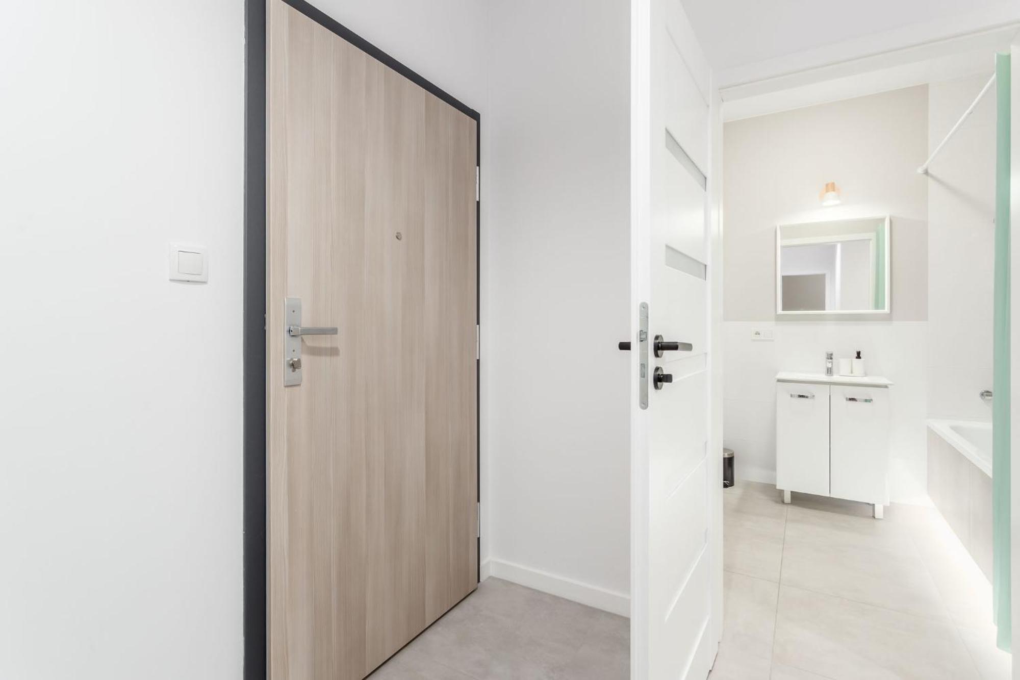 Ferienwohnung Enjoy! Marywilska Warschau Exterior foto